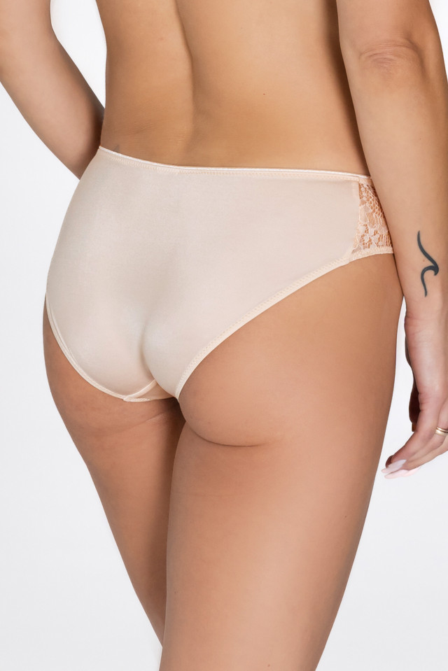 Classic briefs Margo. Color: beige
