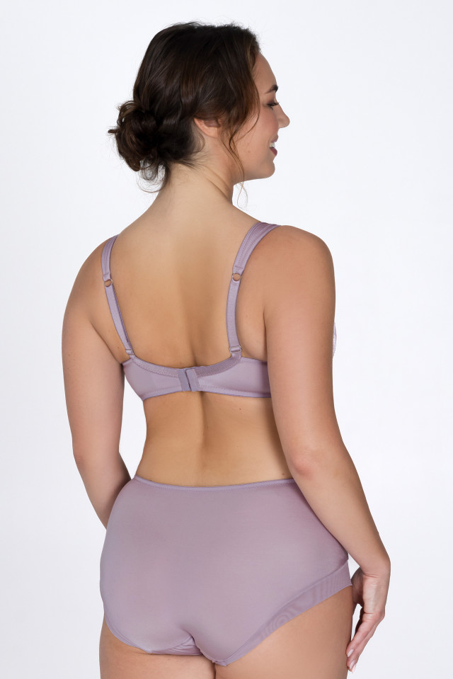 Midwaist briefs Loreta. Color: violet