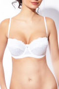 Bra Grand. Color: white