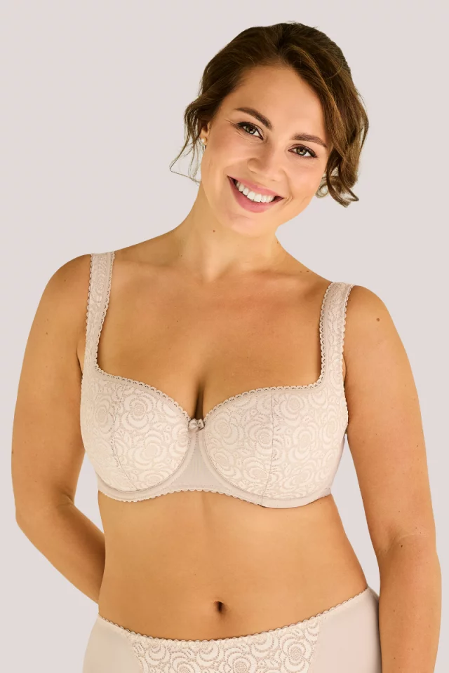 Padded balconette bh Annija. Color: Beige
