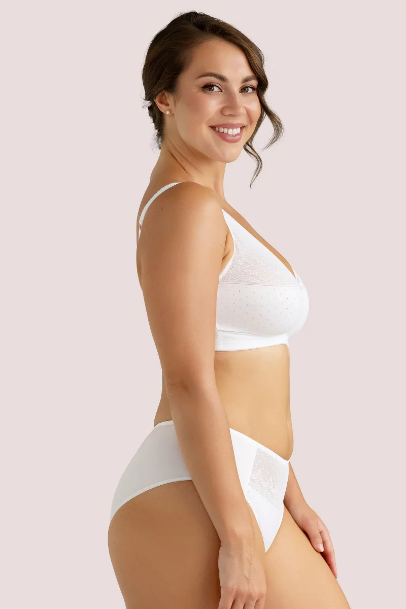 Supportive romantic dots bra Divine. Color: White