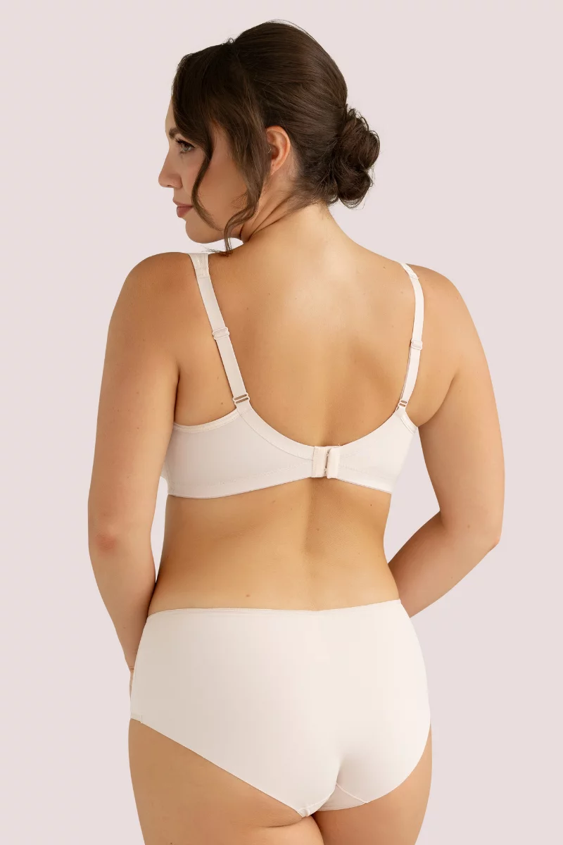 Smooth curves T-shirt bra True. Color: beige