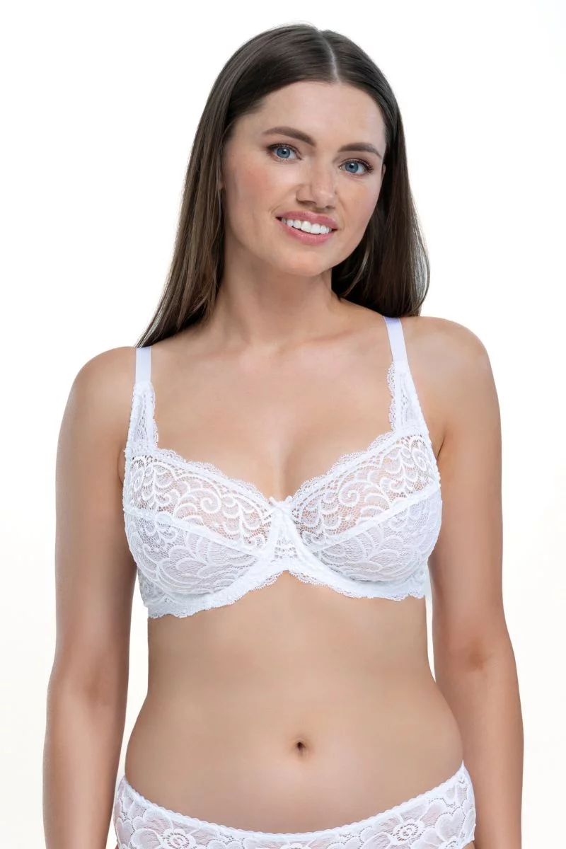 Lace Comfort Bra with Expressive Design. Color: White