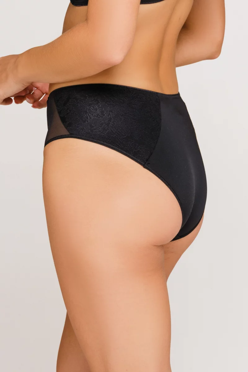 Kelnaitės Sofia. Spalva: juoda