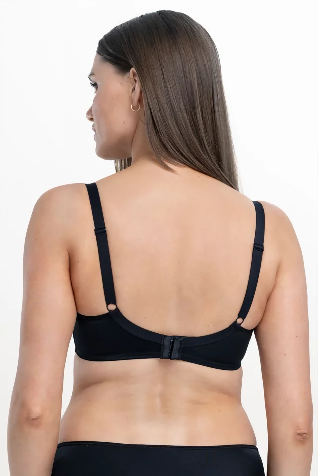 Soft underwire T-shirt bra True. Color: black