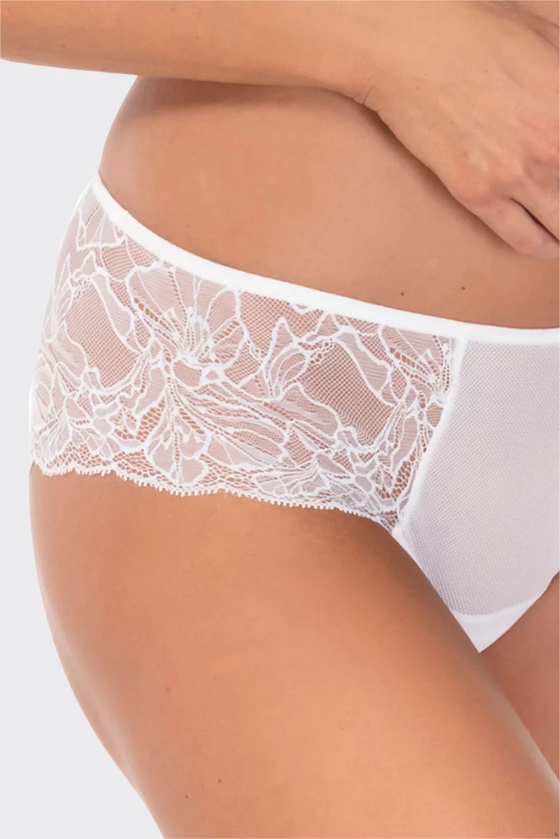 Трусы - шортики Pearl. Цвет: молочный белый