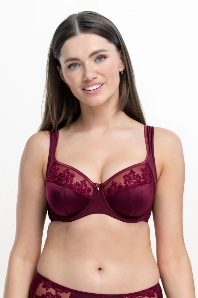 Bra Grace. Color: bordeaux 