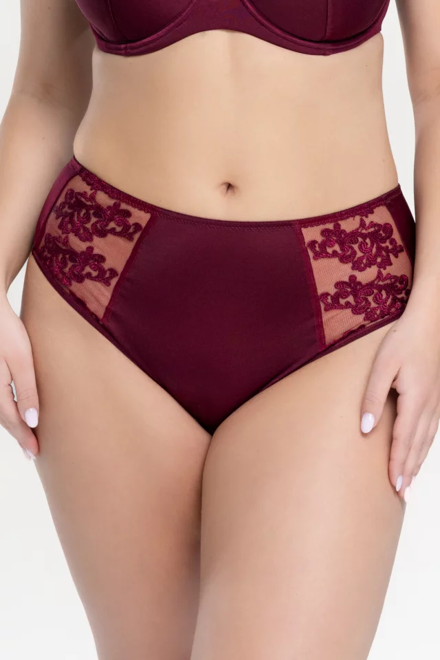Midwaist briefs Grace. Color: bordeaux 