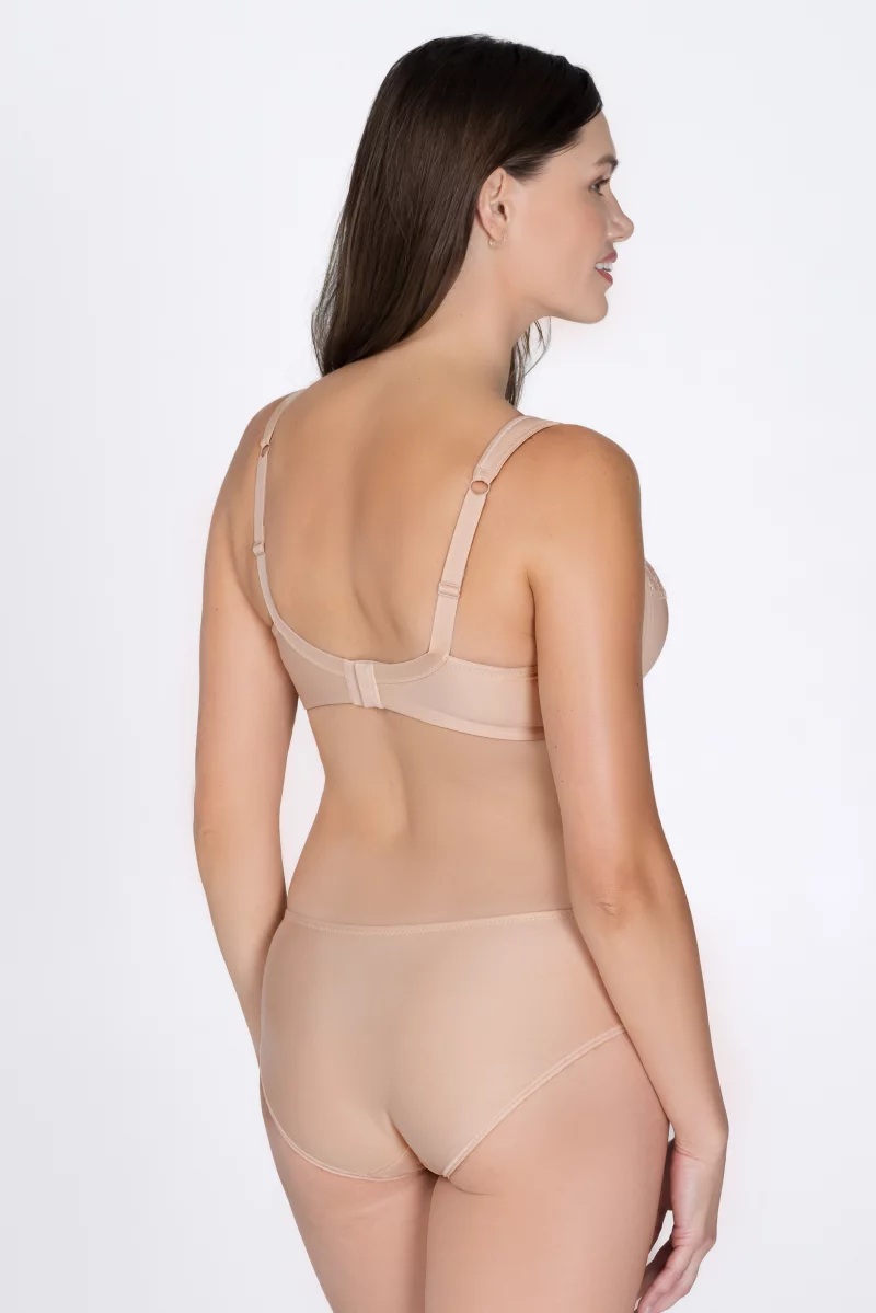 Трусы Grace. Цвет: бежевый