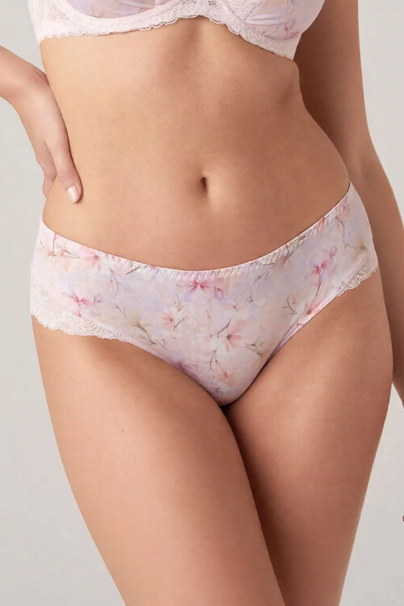 Трусы с цветочным принтом и кружевом. Цвет: розовый  