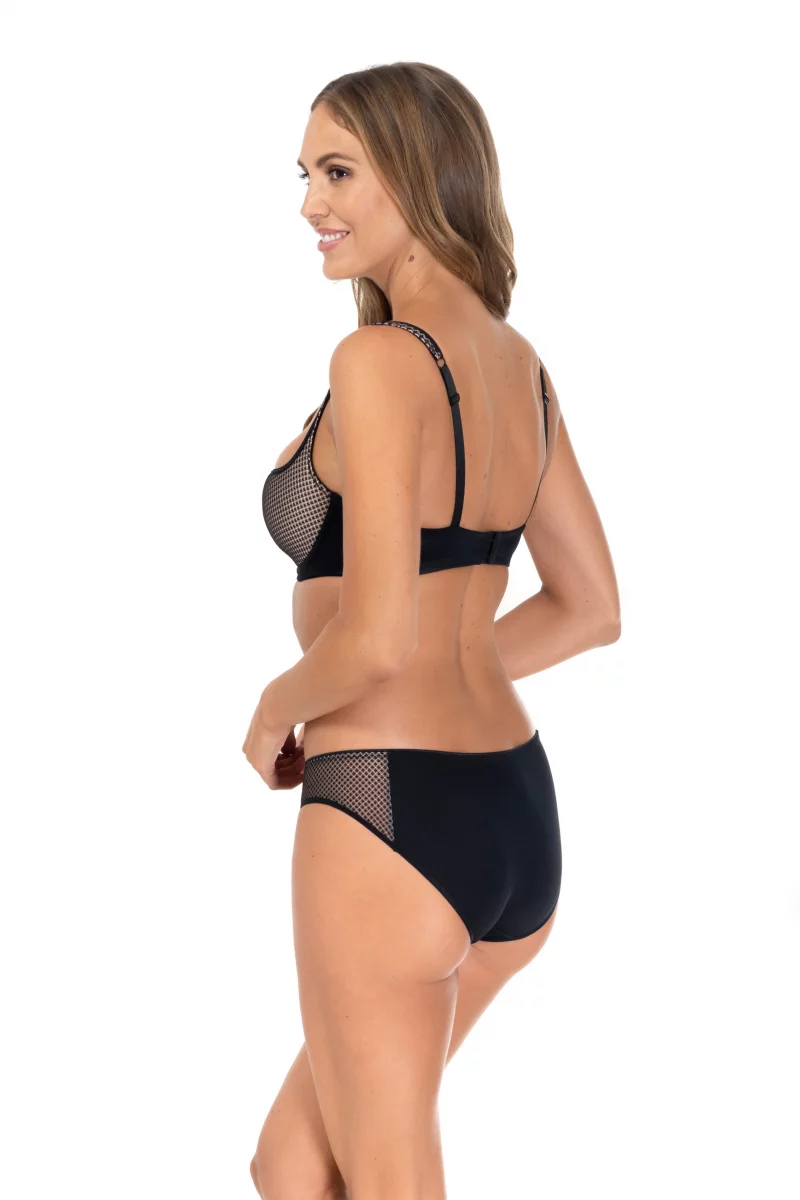 Трусы Kamila. Цвет: черный