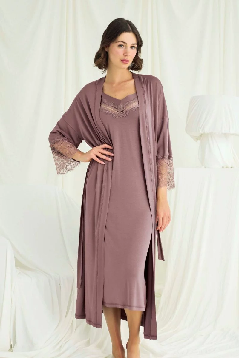 Naktsveļas komplekts Monamise. Krāsa: brūna Naktsveļas komplekts Monamise. Krāsa: brūna