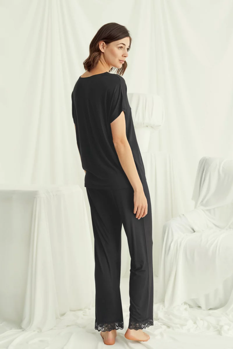 Пижама Monamise. Цвет: черный