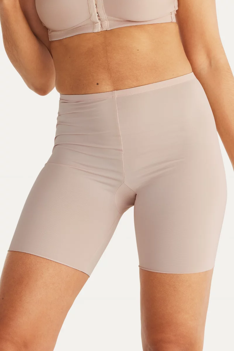 Knee length pants Essence Long panties Cool & Dry. Color: beige Knee length pants Essence Long panties Cool & Dry. Color: beige