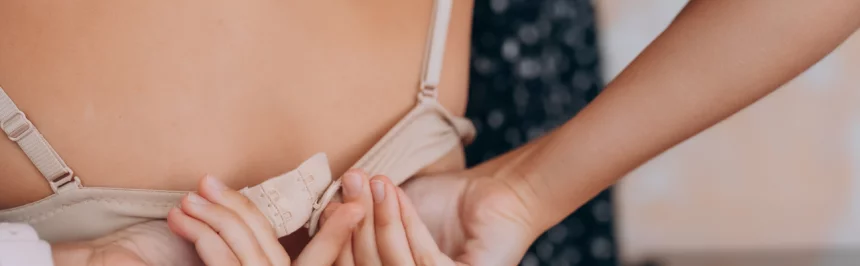 Vai esi pārliecināta, ka pareizi uzvelc krūšturi?