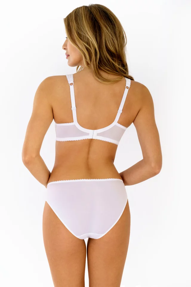 Lace underwire padded bra Anette. Color: white