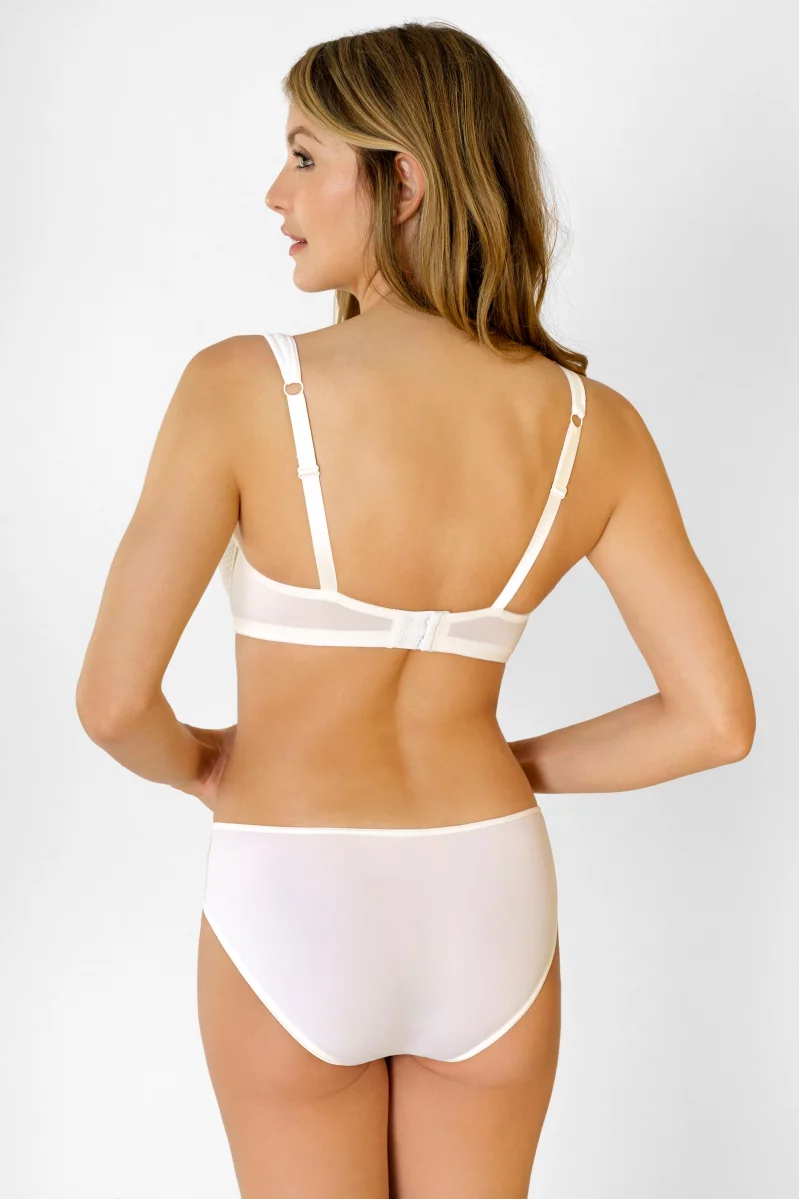 Бюстгальтер Kamilla. Цвет: молочный белый