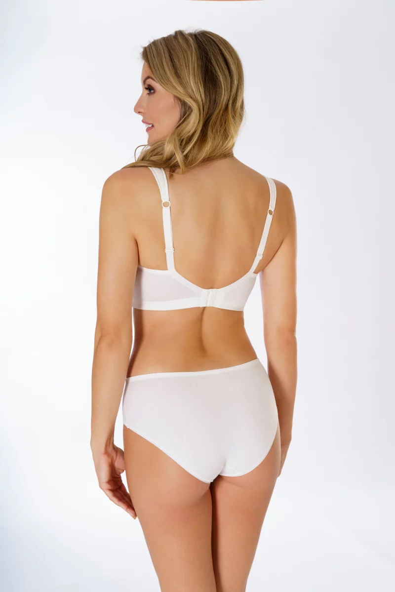 Cotton nursing bra. Color: ivory Cotton nursing bra. Color: ivory